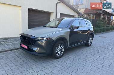Позашляховик / Кросовер Mazda CX-5 2022 в 