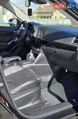 Позашляховик / Кросовер Mazda CX-5 2013 в 