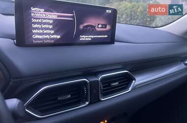 Позашляховик / Кросовер Mazda CX-5 2022 в 
