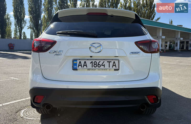 Внедорожник / Кроссовер Mazda CX-5 2017 в Киеве