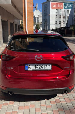 Позашляховик / Кросовер Mazda CX-5 2021 в 