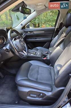 Позашляховик / Кросовер Mazda CX-5 2018 в 
