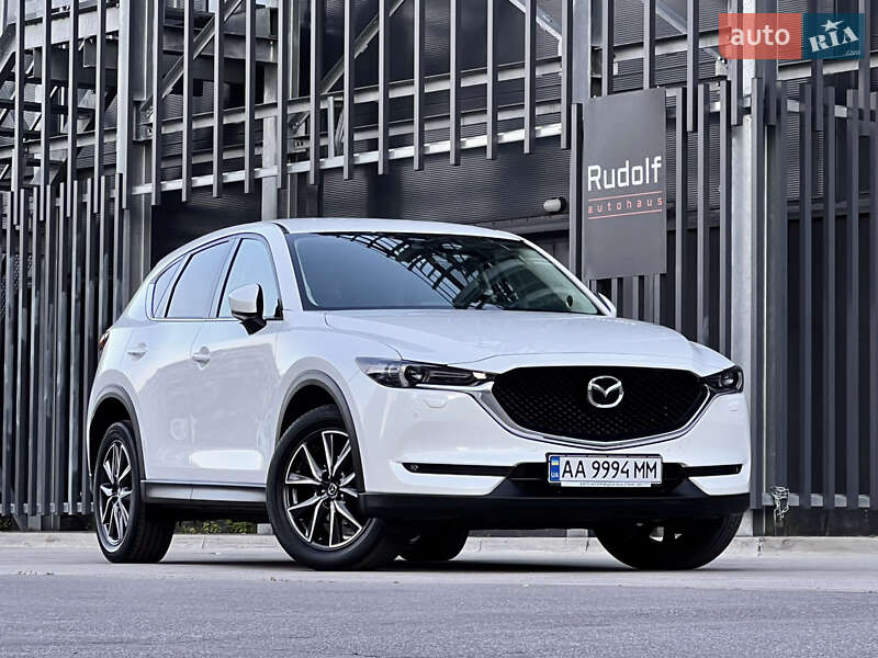 Позашляховик / Кросовер Mazda CX-5 2017 в 