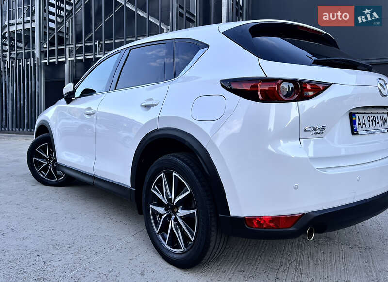 Внедорожник / Кроссовер Mazda CX-5 2017 в Киеве
