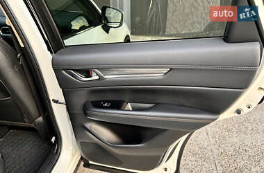 Позашляховик / Кросовер Mazda CX-5 2017 в 
