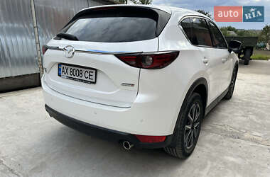 Позашляховик / Кросовер Mazda CX-5 2017 в 