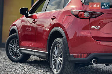Внедорожник / Кроссовер Mazda CX-5 2017 в 