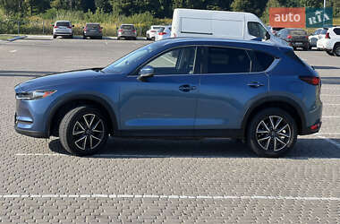 Позашляховик / Кросовер Mazda CX-5 2018 в 