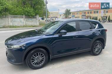 Позашляховик / Кросовер Mazda CX-5 2020 в 