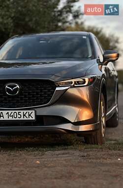Позашляховик / Кросовер Mazda CX-5 2024 в 