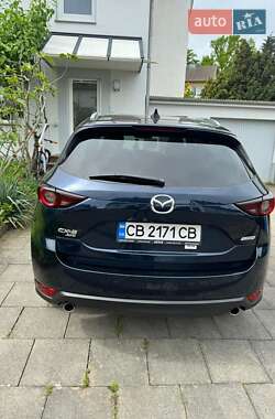 Внедорожник / Кроссовер Mazda CX-5 2018 в 