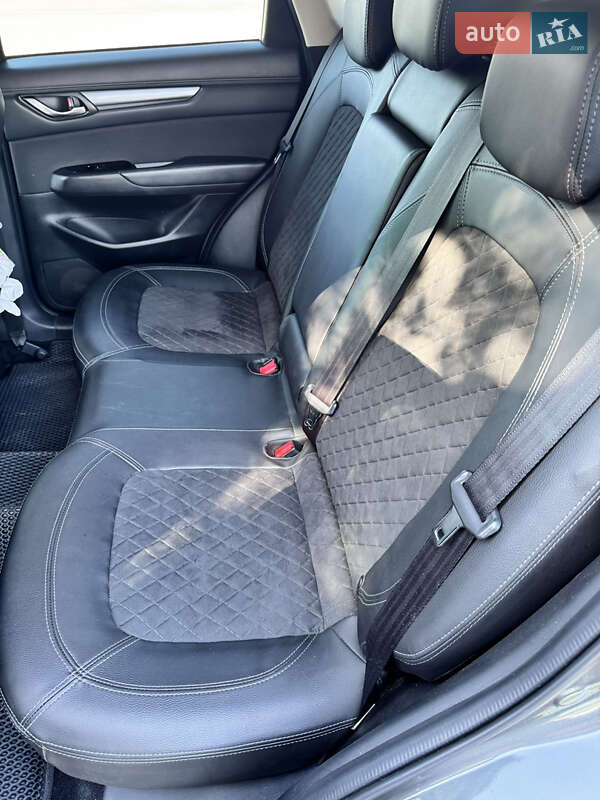 Внедорожник / Кроссовер Mazda CX-5 2018 в Днепре