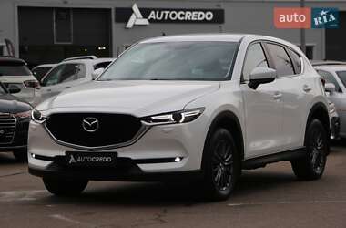 Позашляховик / Кросовер Mazda CX-5 2020 в 