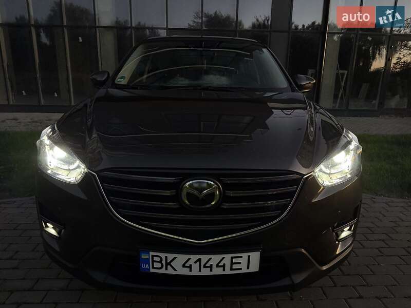 Позашляховик / Кросовер Mazda CX-5 2015 в Рівному