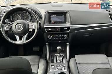 Позашляховик / Кросовер Mazda CX-5 2015 в 