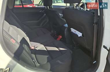 Позашляховик / Кросовер Mazda CX-5 2017 в 