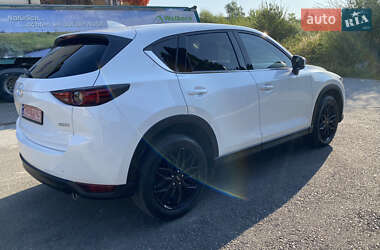 Позашляховик / Кросовер Mazda CX-5 2018 в 