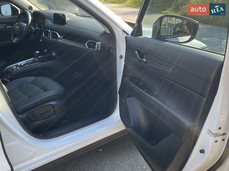 Внедорожник / Кроссовер Mazda CX-5 2018 в Самборе