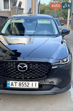 Позашляховик / Кросовер Mazda CX-5 2023 в 