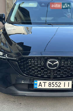 Позашляховик / Кросовер Mazda CX-5 2023 в 