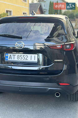 Позашляховик / Кросовер Mazda CX-5 2023 в 