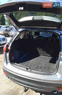 Позашляховик / Кросовер Mazda CX-5 2014 в 
