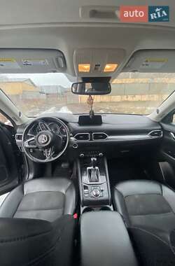 Позашляховик / Кросовер Mazda CX-5 2019 в 