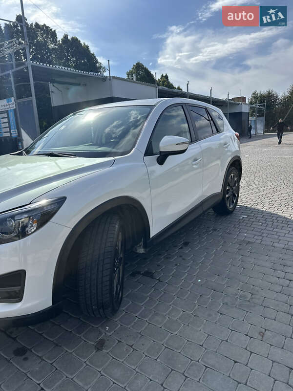 Позашляховик / Кросовер Mazda CX-5 2015 в Луцьку