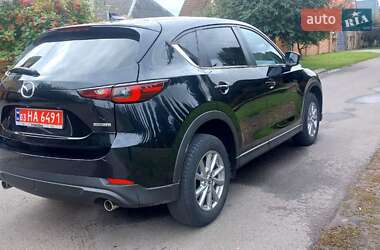 Позашляховик / Кросовер Mazda CX-5 2022 в 