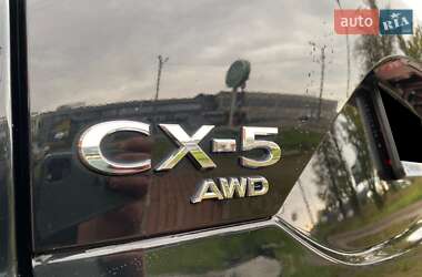 Позашляховик / Кросовер Mazda CX-5 2020 в 