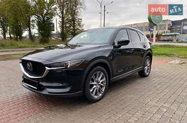 Позашляховик / Кросовер Mazda CX-5 2020 в 