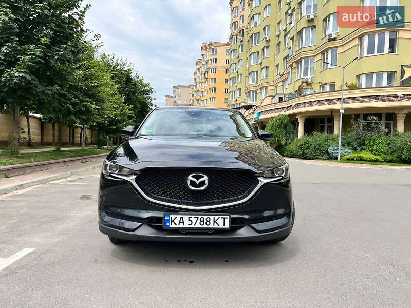 Внедорожник / Кроссовер Mazda CX-5 2017 в Киеве