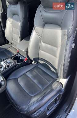 Позашляховик / Кросовер Mazda CX-5 2021 в 