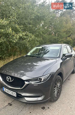 Позашляховик / Кросовер Mazda CX-5 2017 в Чернігові