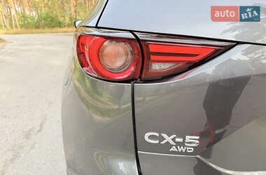 Позашляховик / Кросовер Mazda CX-5 2020 в 