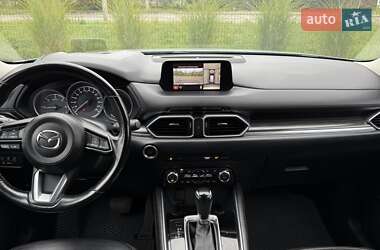 Позашляховик / Кросовер Mazda CX-5 2018 в 