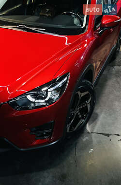 Позашляховик / Кросовер Mazda CX-5 2015 в 