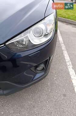 Позашляховик / Кросовер Mazda CX-5 2014 в 