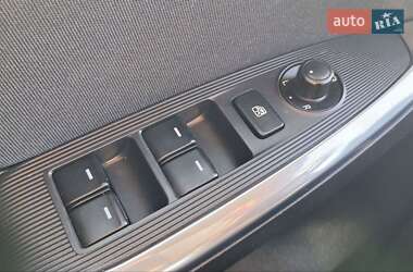 Позашляховик / Кросовер Mazda CX-5 2013 в 