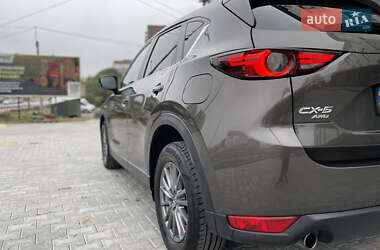 Позашляховик / Кросовер Mazda CX-5 2018 в 