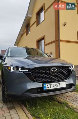 Позашляховик / Кросовер Mazda CX-5 2023 в 