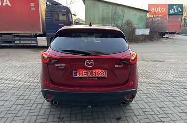 Позашляховик / Кросовер Mazda CX-5 2015 в 