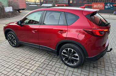Позашляховик / Кросовер Mazda CX-5 2015 в 