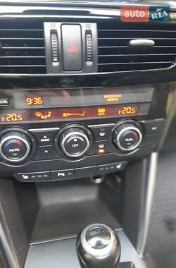 Позашляховик / Кросовер Mazda CX-5 2013 в 