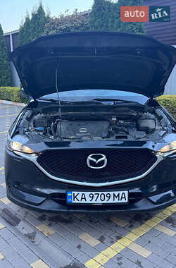 Внедорожник / Кроссовер Mazda CX-5 2018 в 