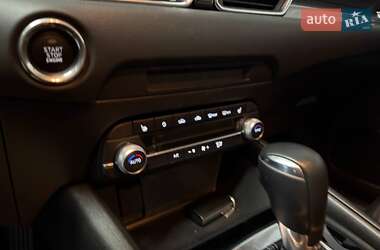 Позашляховик / Кросовер Mazda CX-5 2023 в 
