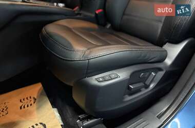 Позашляховик / Кросовер Mazda CX-5 2023 в 