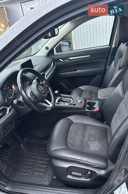 Позашляховик / Кросовер Mazda CX-5 2019 в 