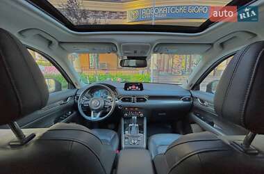 Позашляховик / Кросовер Mazda CX-5 2020 в 