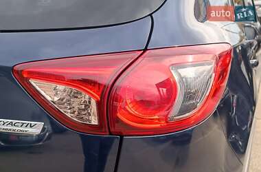 Позашляховик / Кросовер Mazda CX-5 2014 в 